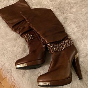 Midi jeweled boots